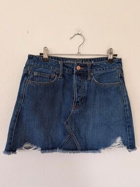 American Eagle Outfitters Blue Distressed Denim Mini Skirt Size 2